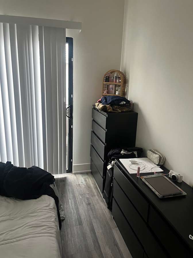 Benet's room
