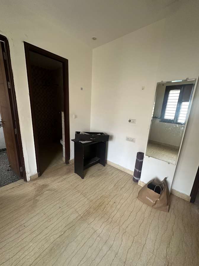 Agamdeep Singh's room