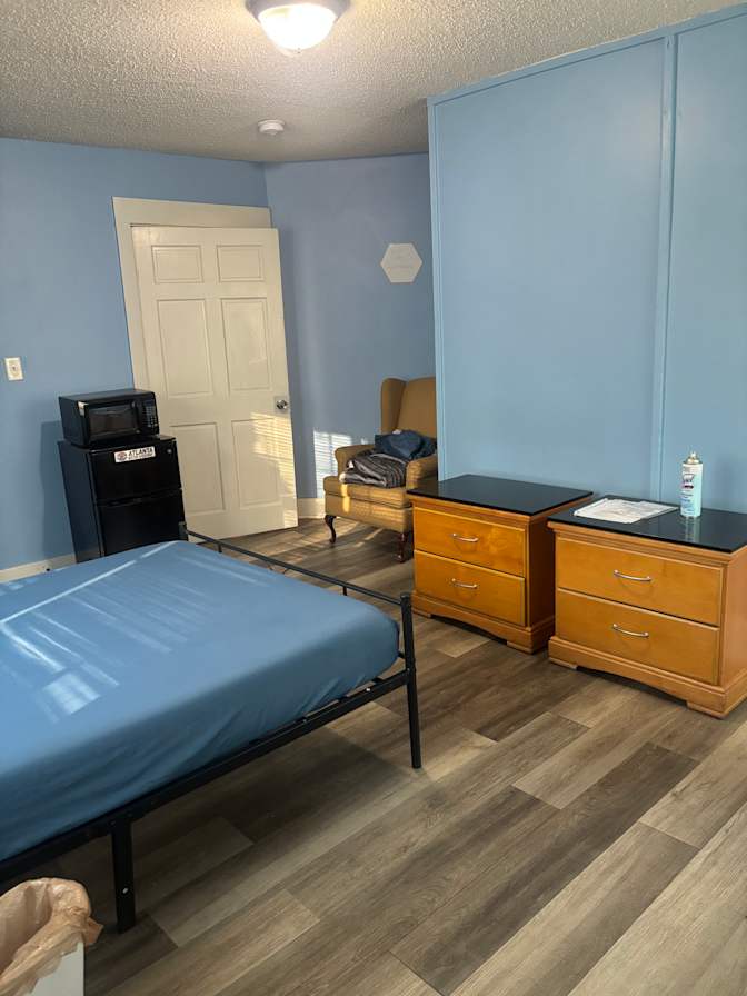 Donnie's room