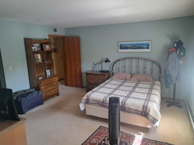 Steven's room