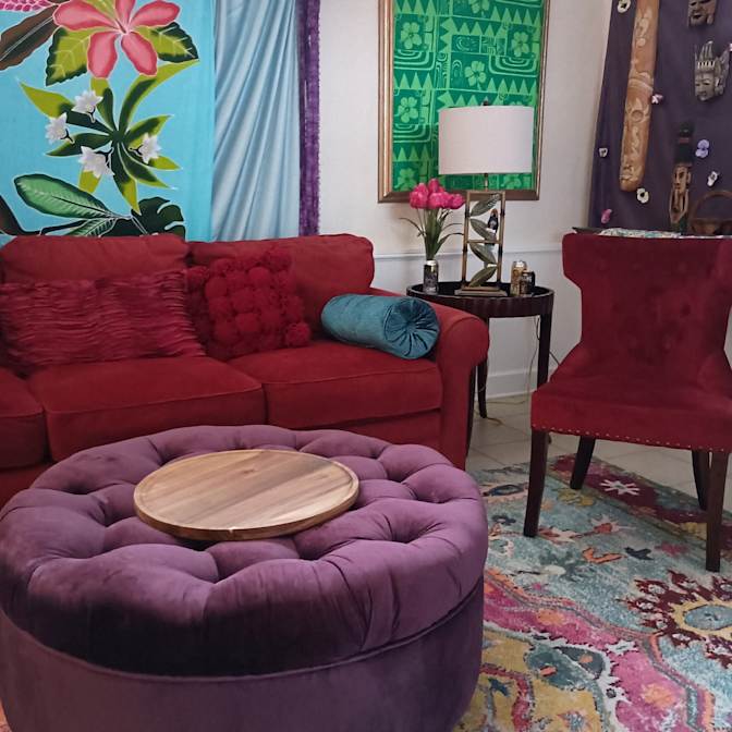 Leslie's room