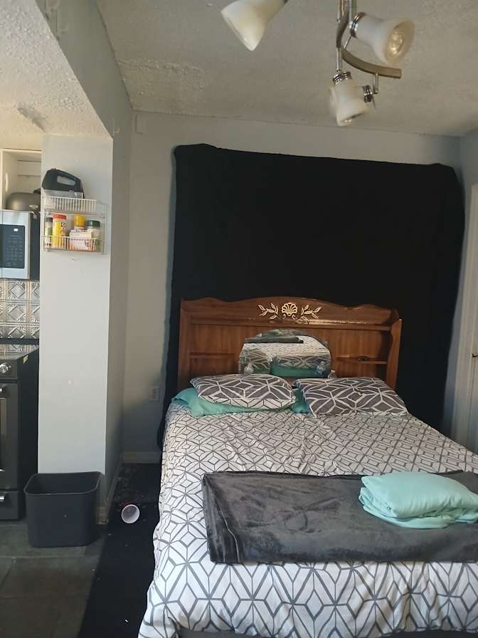 Lesdraper's room