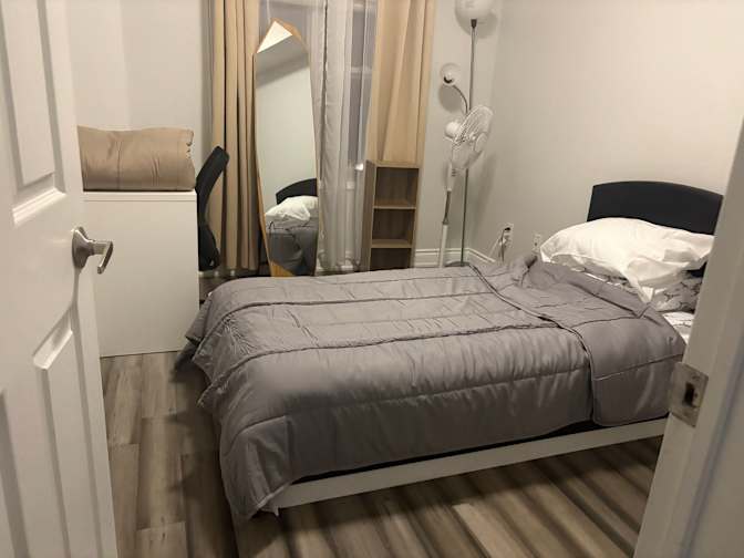 Tony Rose's room