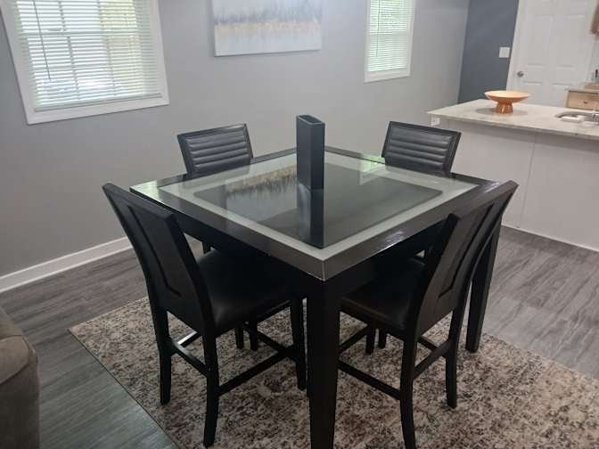CL&C Property Management and Consulting's room