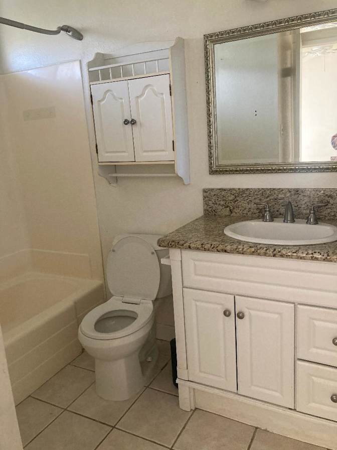Lisa Tustin Orange Santa Ana Area's room