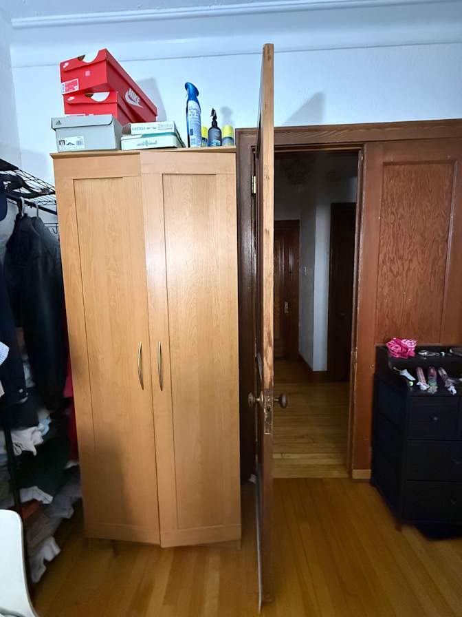 Abood's room