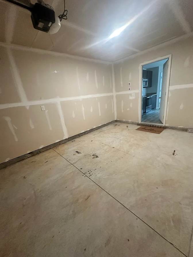 Alcove Rooms's room