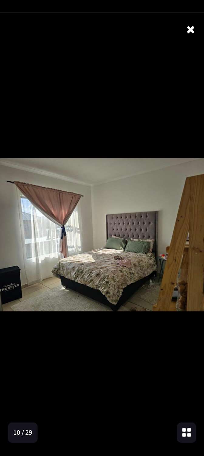 Anthonio's room