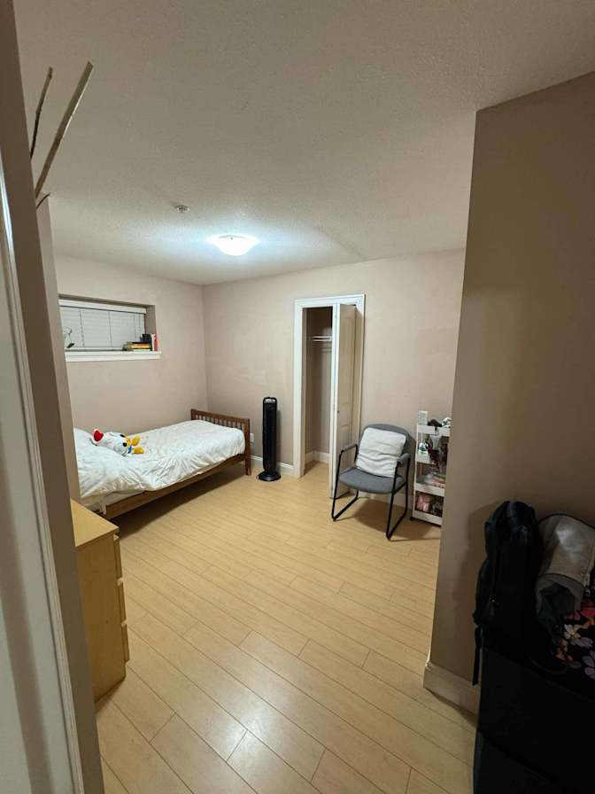 Andrea Agustin's room