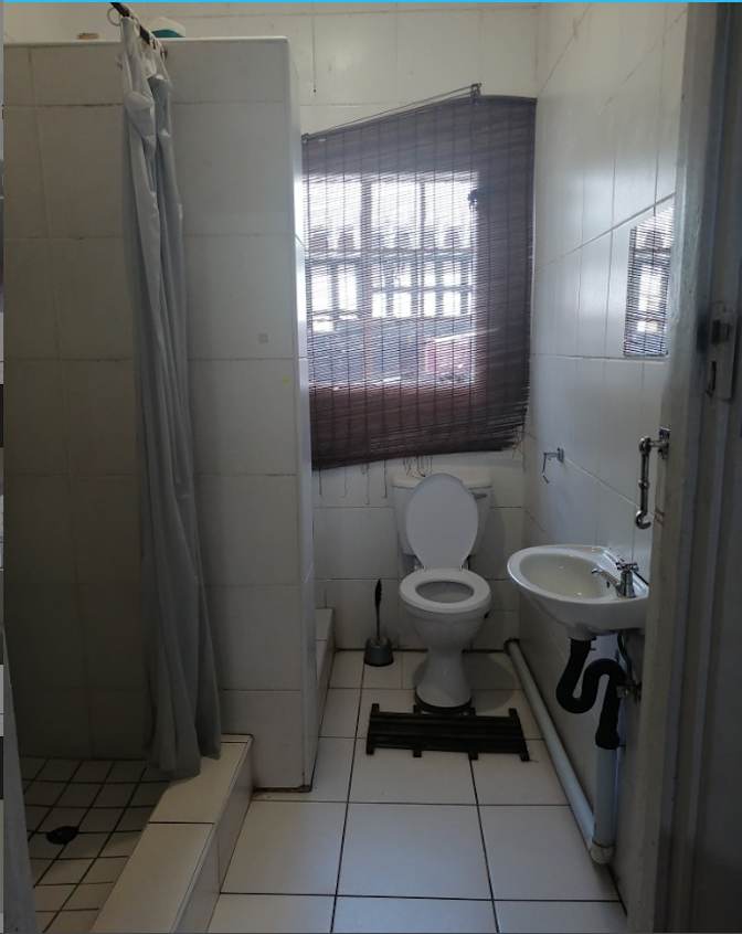 Lineo's room