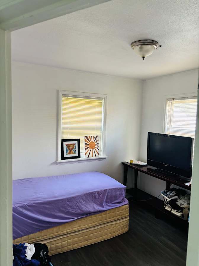 STNA - Enoch Dowdell's room