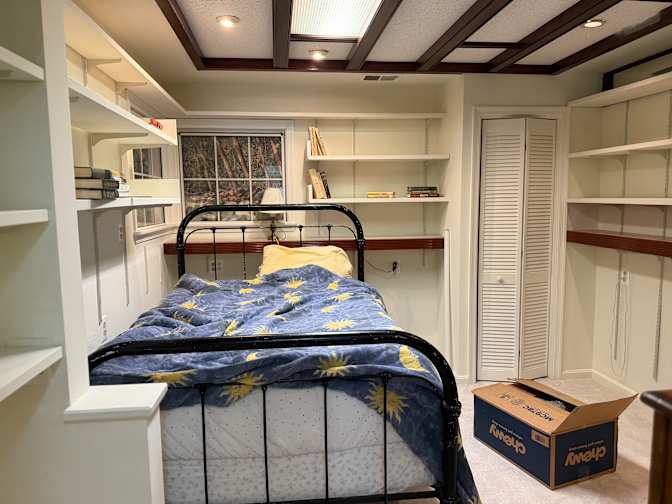 Laura Hope Shapiro's room