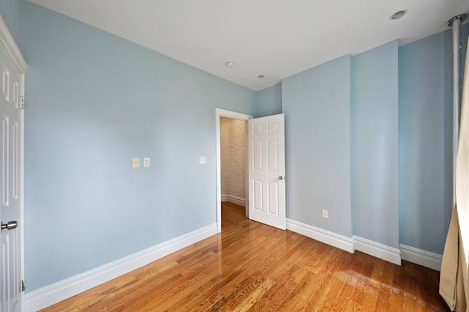 Sam June's room
