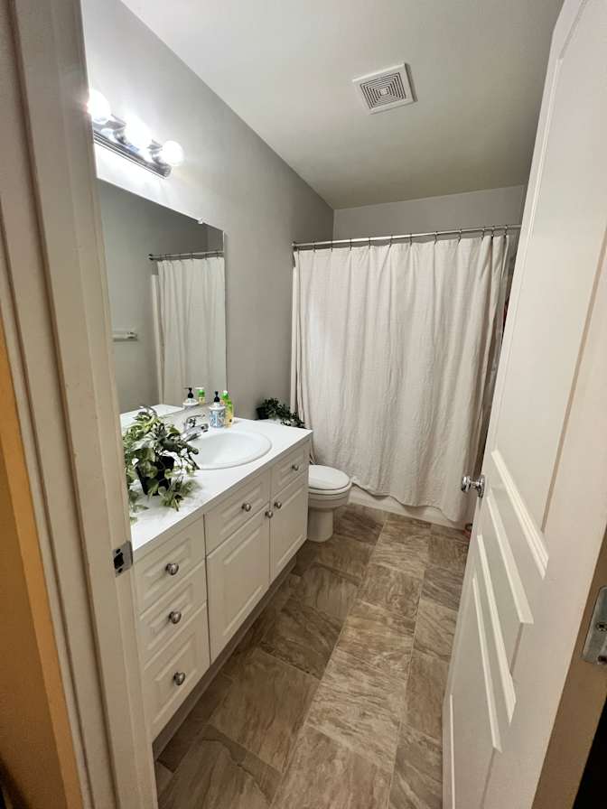 Diana's room