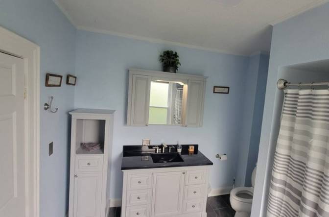 Linda's room