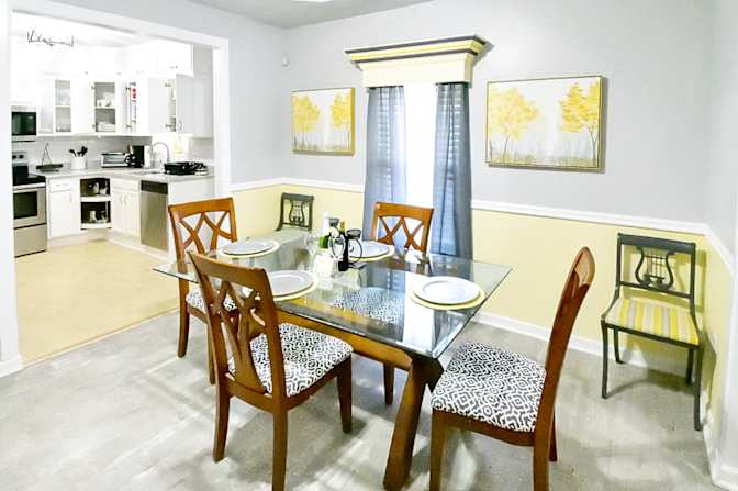 Phyllis's room