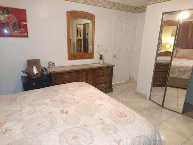 Gayle's room