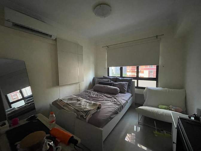 Liv's room