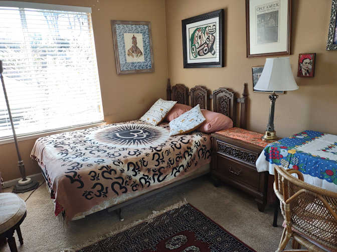 Gayle Wayne's room