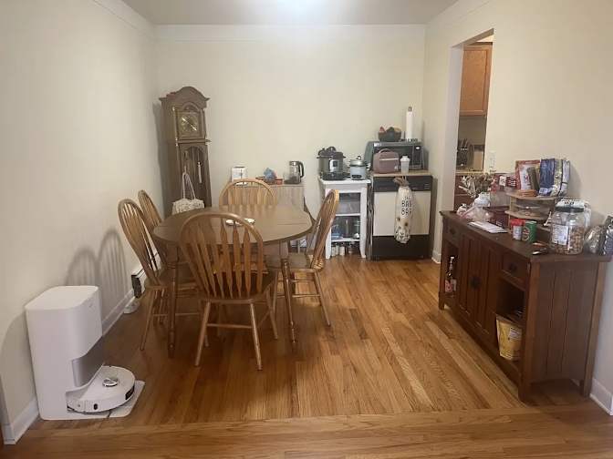 Toan's room
