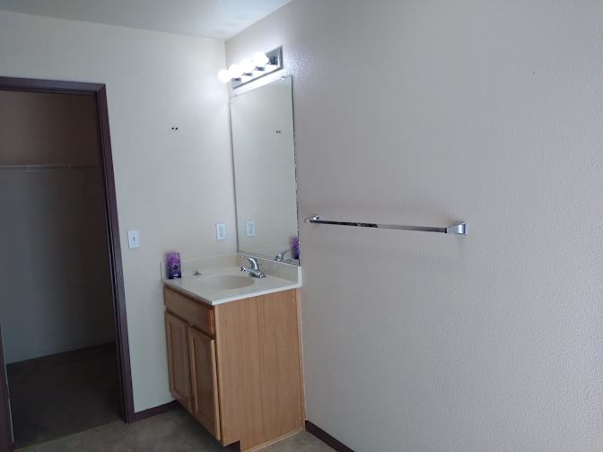KathleenSam's room