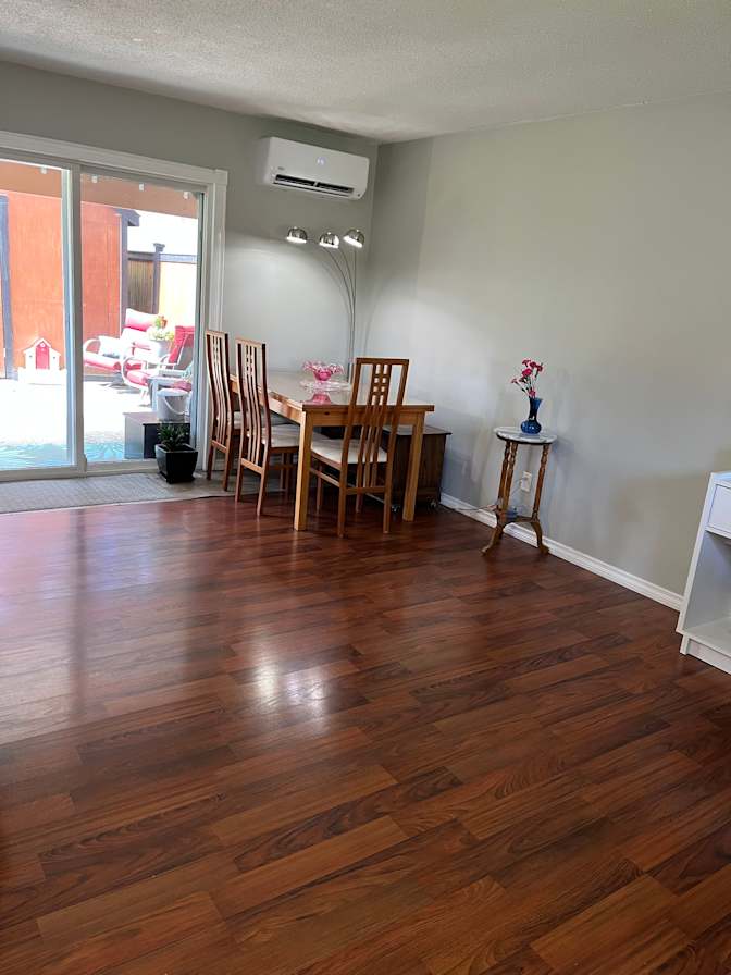 Linda's room