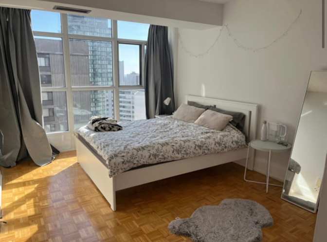 Andrea's room
