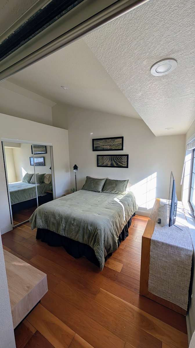 Stephen's room