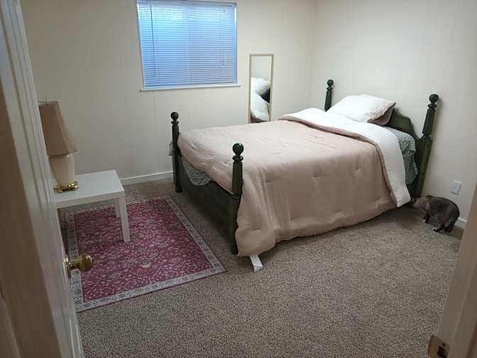 Glenn's room