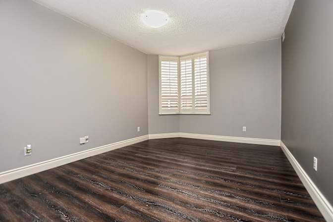 mehv's room