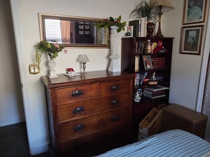 Darlene K Starr's room