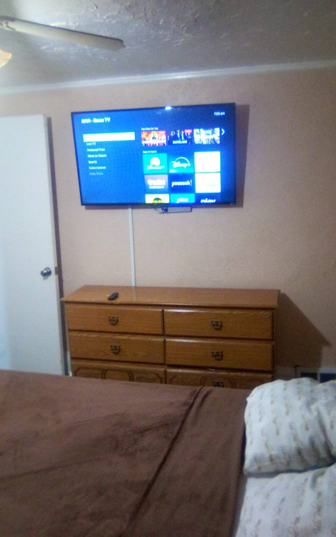 MJ place's room