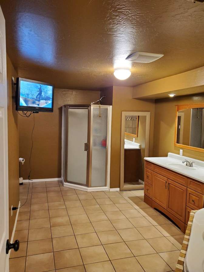 Jason Leonard's room