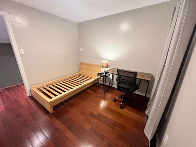 Vic's room