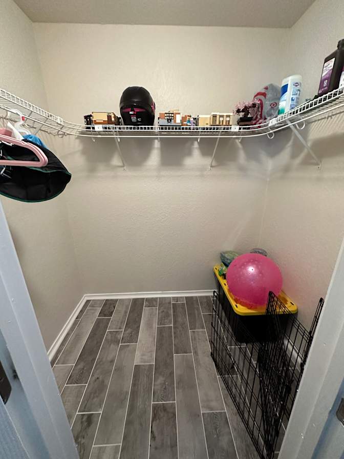 Carolina's room