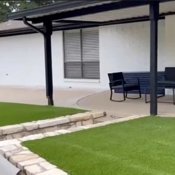 Ceelo's room