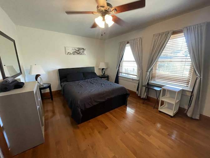alric good's room