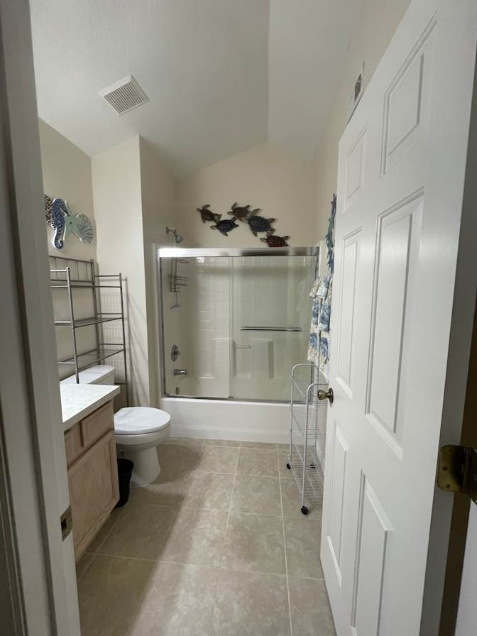Gail's room