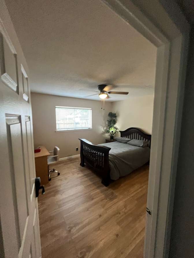 Carlos Hernandez's room