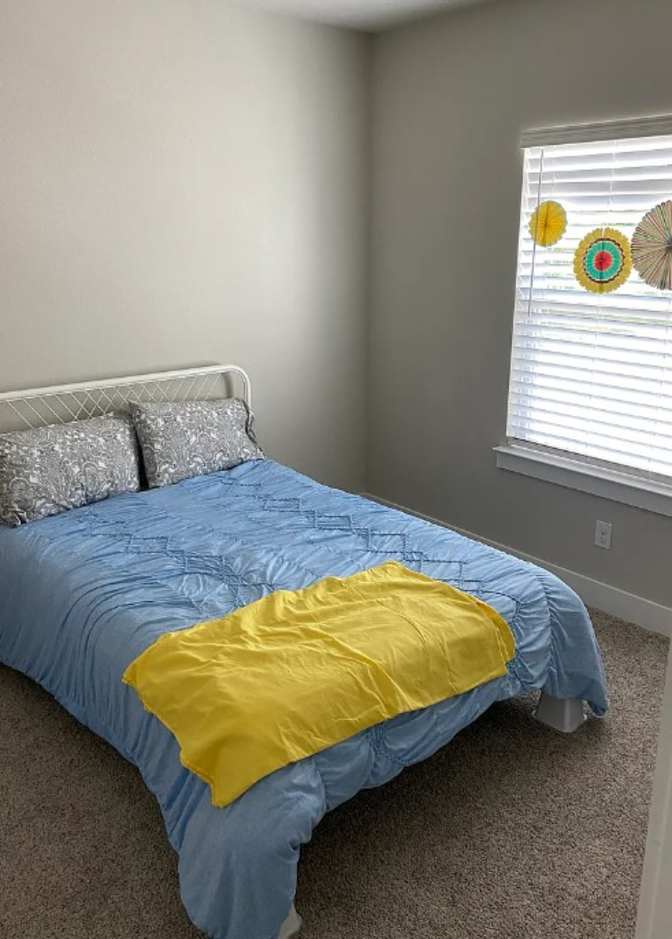 Bina Benavides's room
