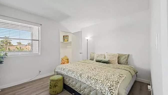 Kelly's room