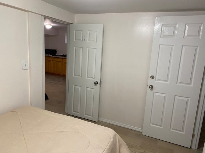 EAST COAST's room