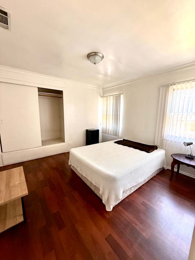Mark Ogbunamiri's room