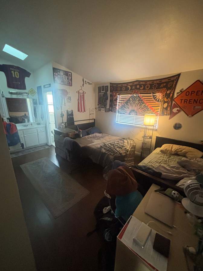 Cristian Martinez's room