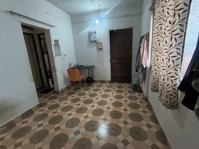 Laxman Garje's room