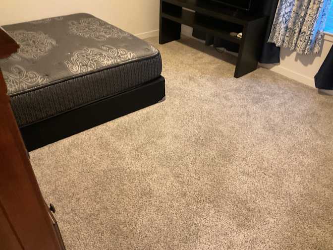 Geo R's room