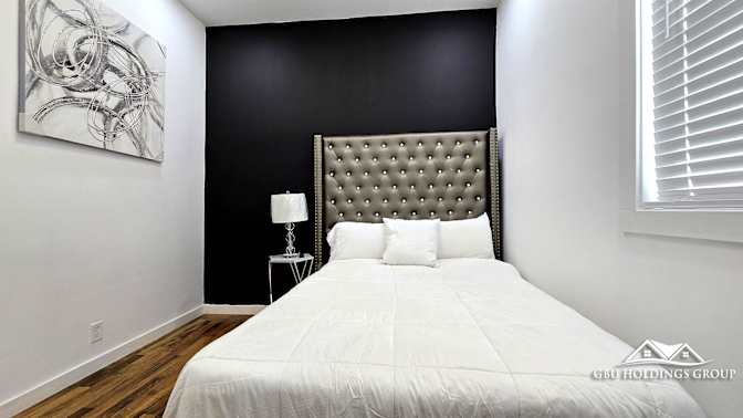 GBU Holdings Group's room