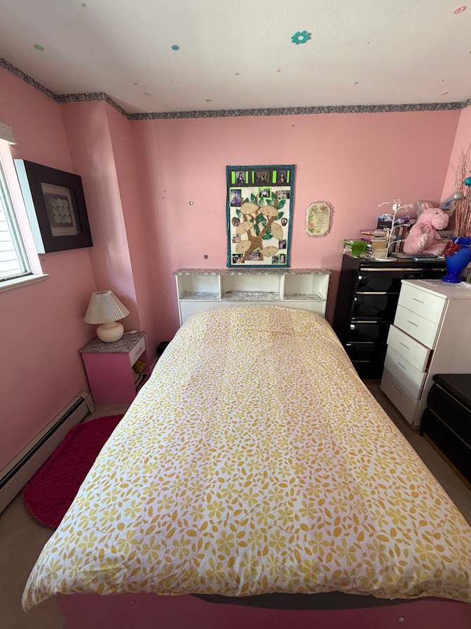 Sharlin's room