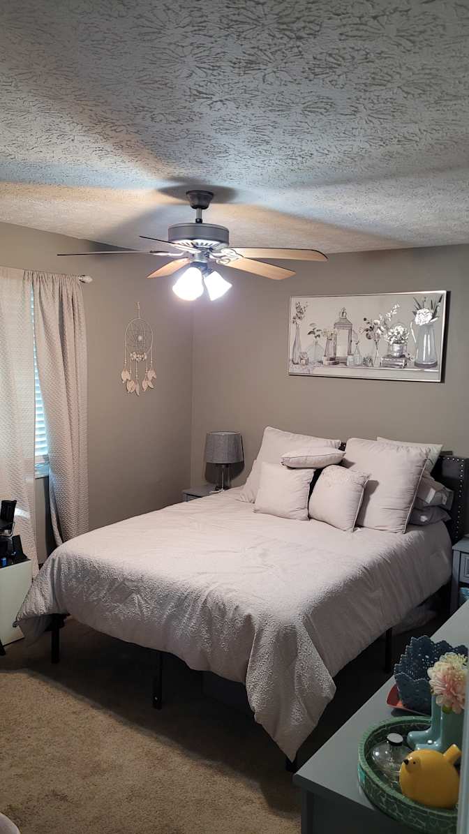 Sean Conklin's room