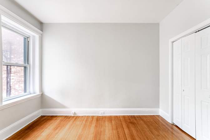 Sam June's room